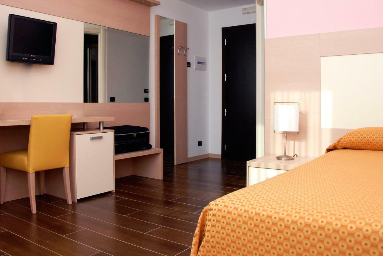 Groane Hotel Residence Cesano Maderno Dış mekan fotoğraf