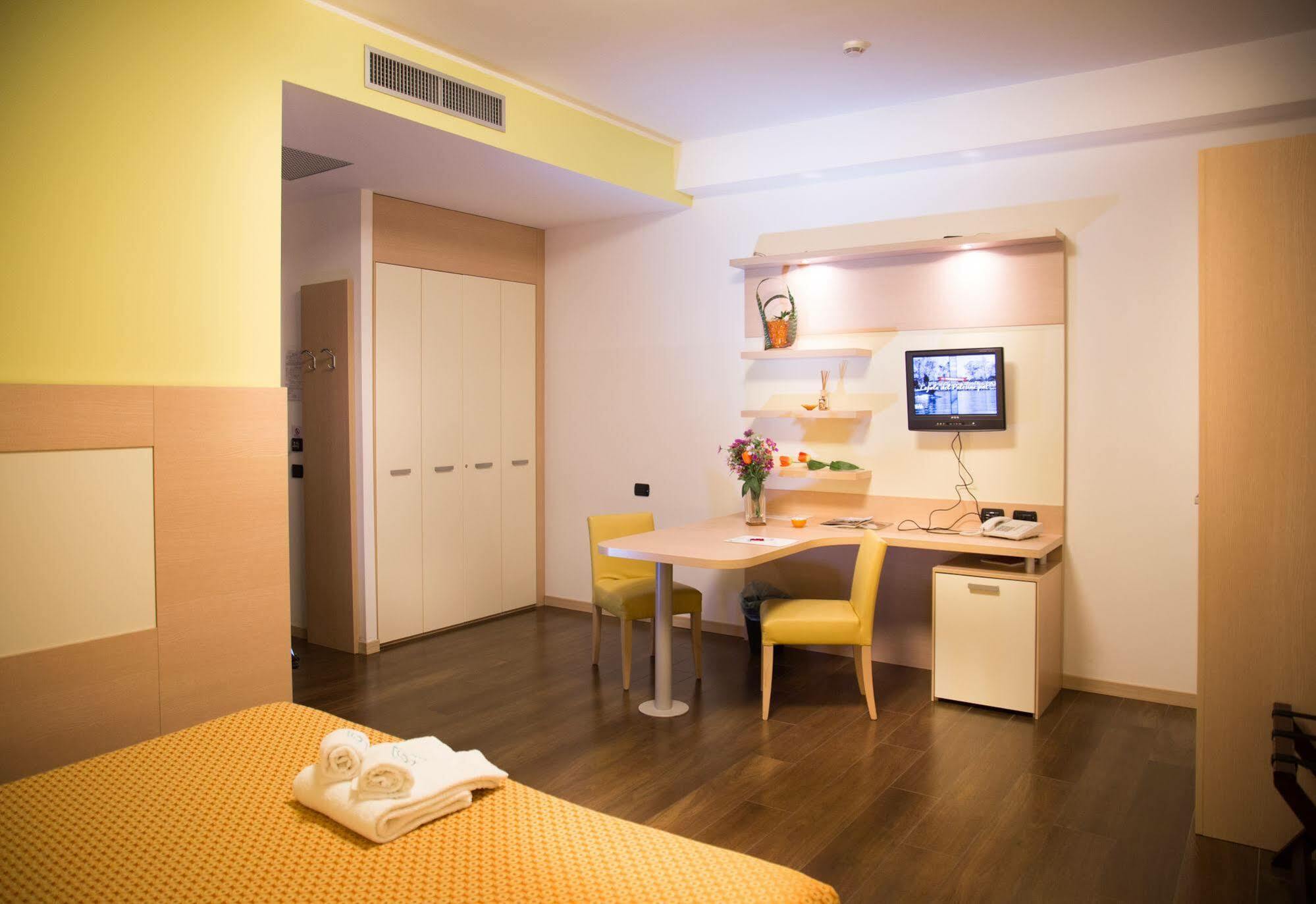Groane Hotel Residence Cesano Maderno Dış mekan fotoğraf