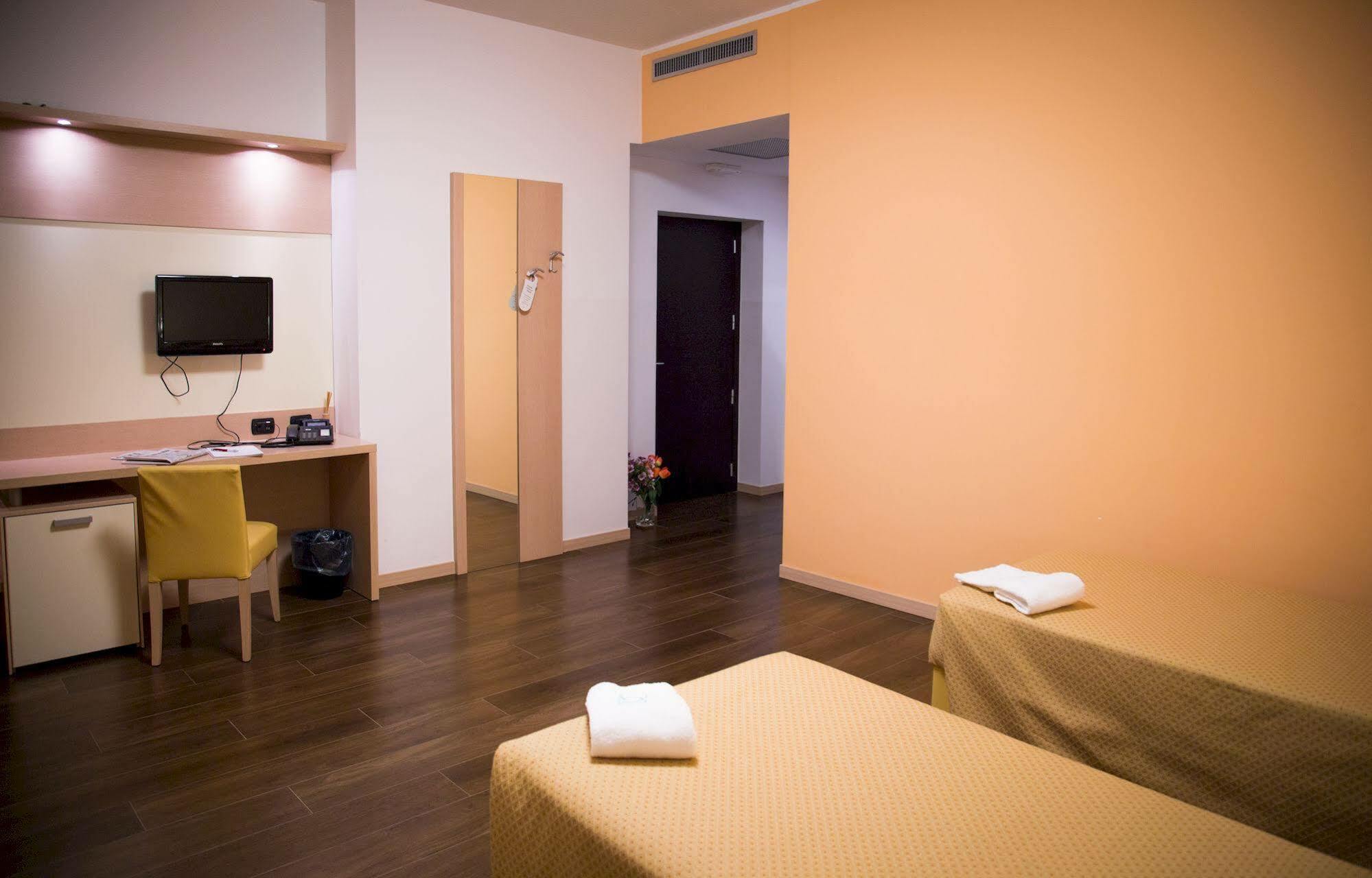 Groane Hotel Residence Cesano Maderno Dış mekan fotoğraf